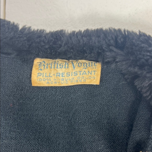 Vintage Sz S/M Black Sweater Cardigan Faux Fur Trim Rhiinestone Closure - Picture 3 of 10